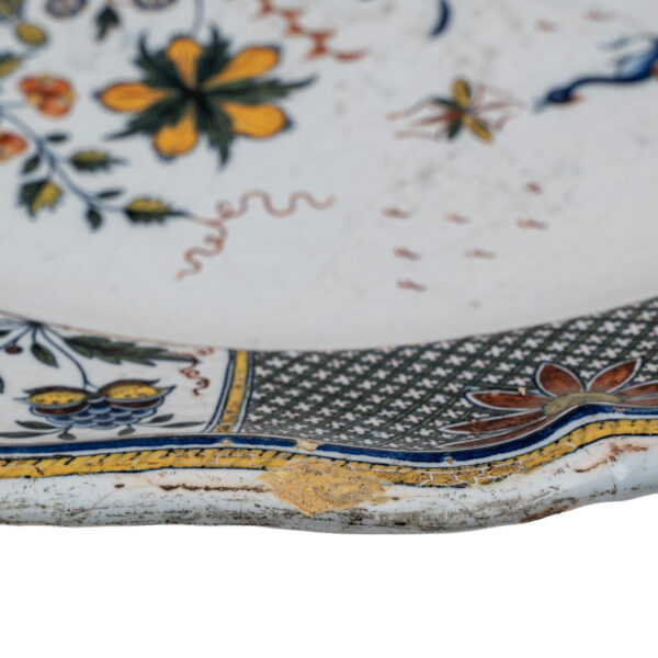Large Majolica Dish Jean-Baptiste Guillibaud from 1730 - Image 7