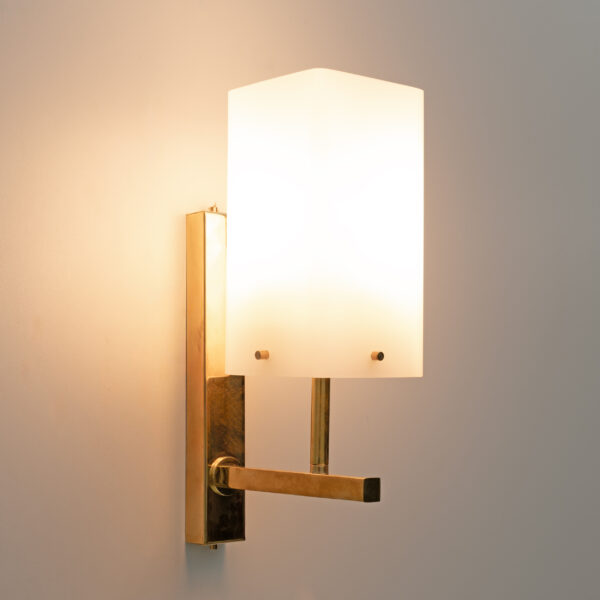 Pair of Italian Murano Glass and Brass Sconces - Image 5