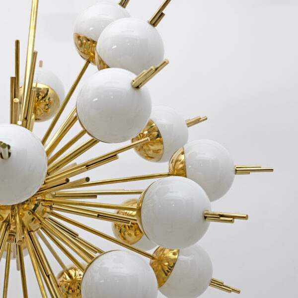Large Sputnik Murano Glass and Brass Chandelier - Image 8