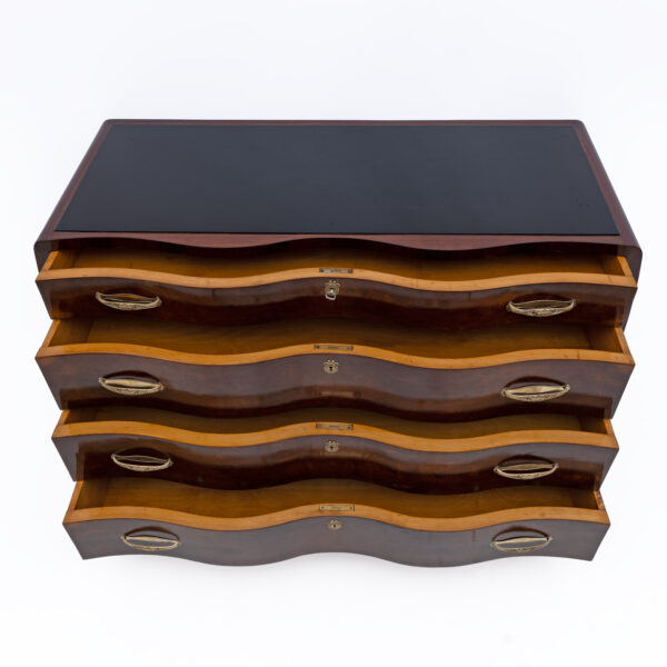 Art Deco Italian Thuja Root Curved Chest of Drawers, 1930s - Image 7