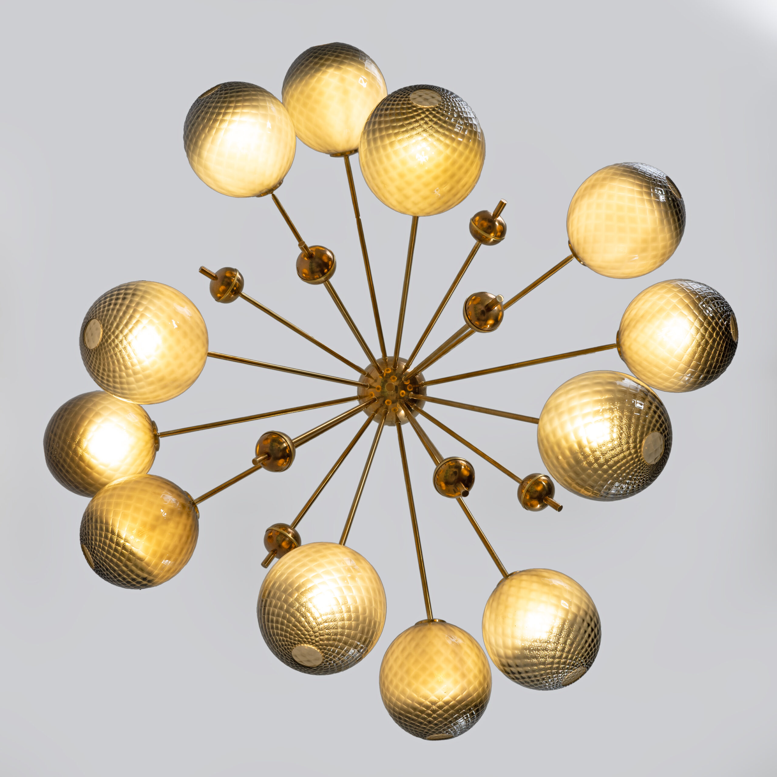 “Galaxy” Chandelier in Brass and Fumé Murano Glass - Image 7