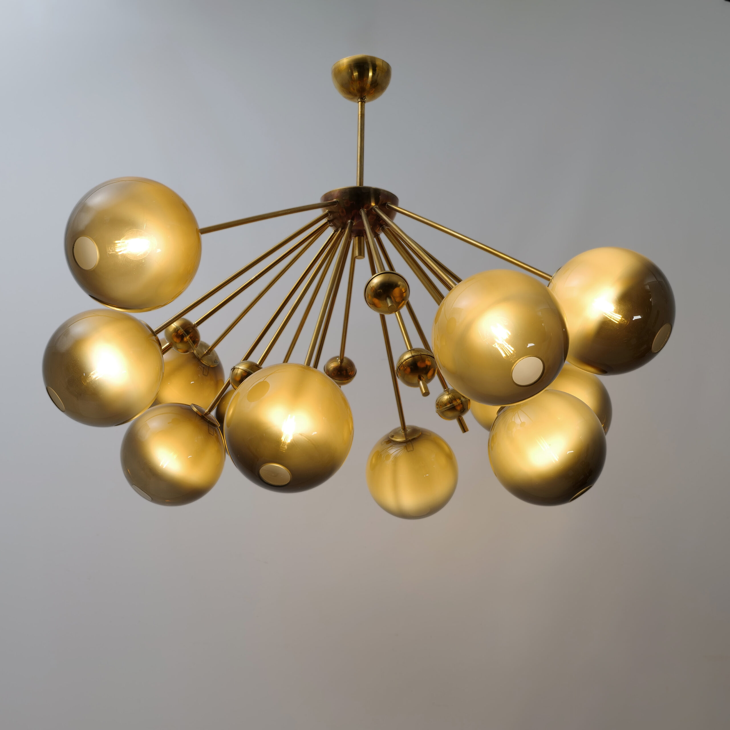“Galaxy” Chandelier in Brass and Fumé Murano Glass - Image 2
