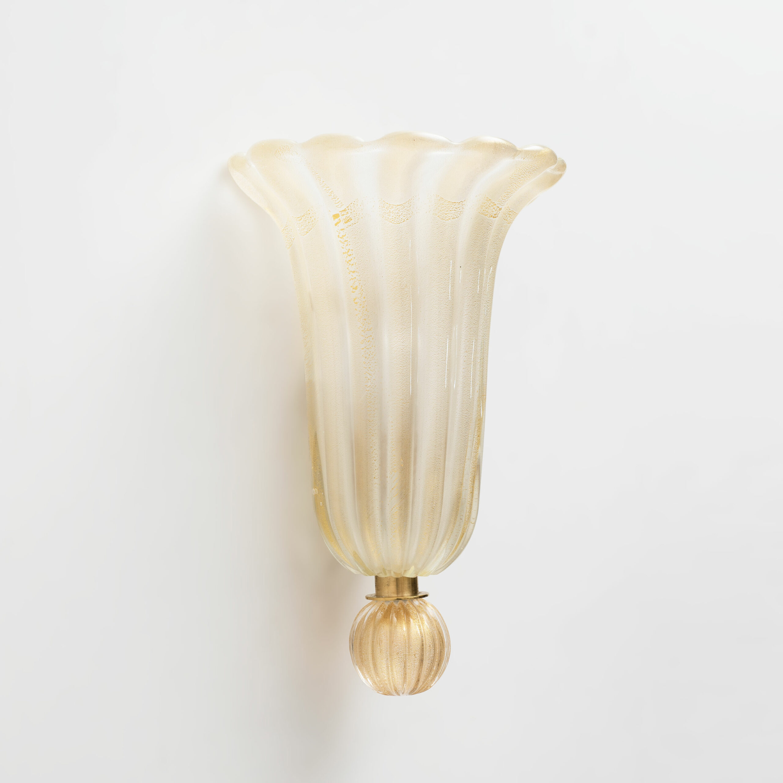 Pair of Murano Glass Wall Sconces with Gold Dust Inclusions - Image 9