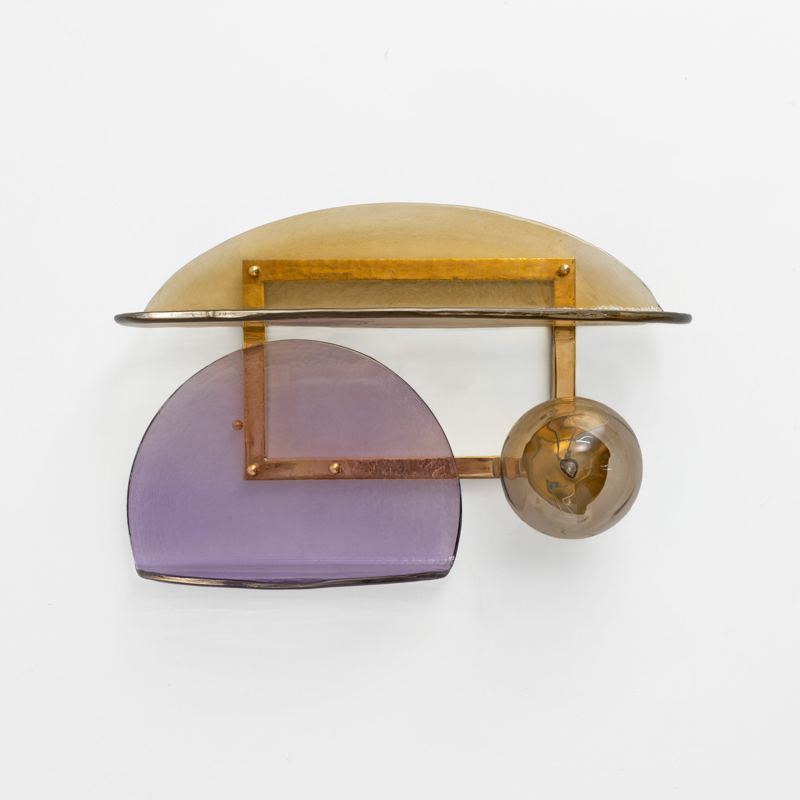 Pair of Sculptural Murano Glass and Brass Wall Sconces, Italy - Image 3