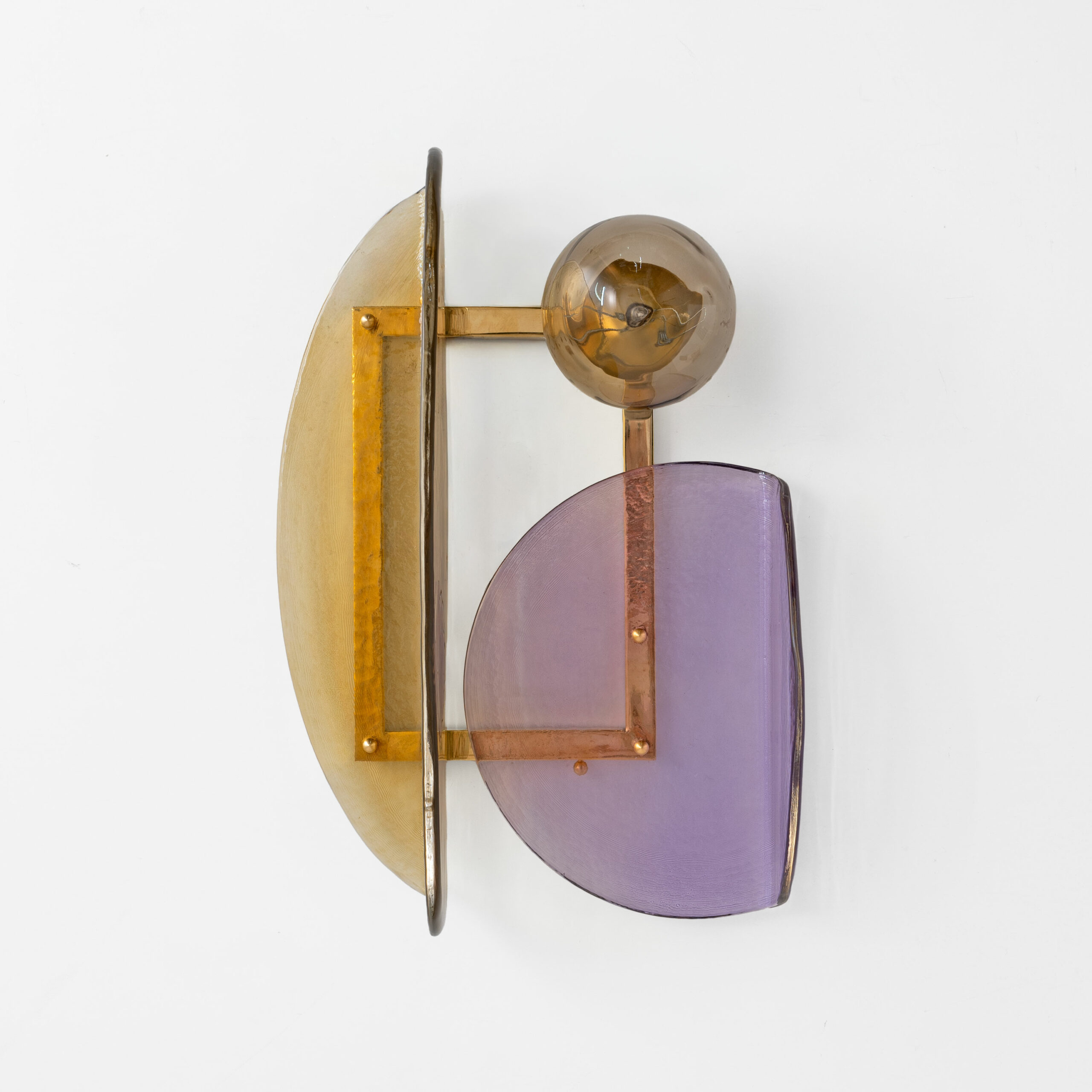 Pair of Sculptural Murano Glass and Brass Wall Sconces, Italy - Image 4