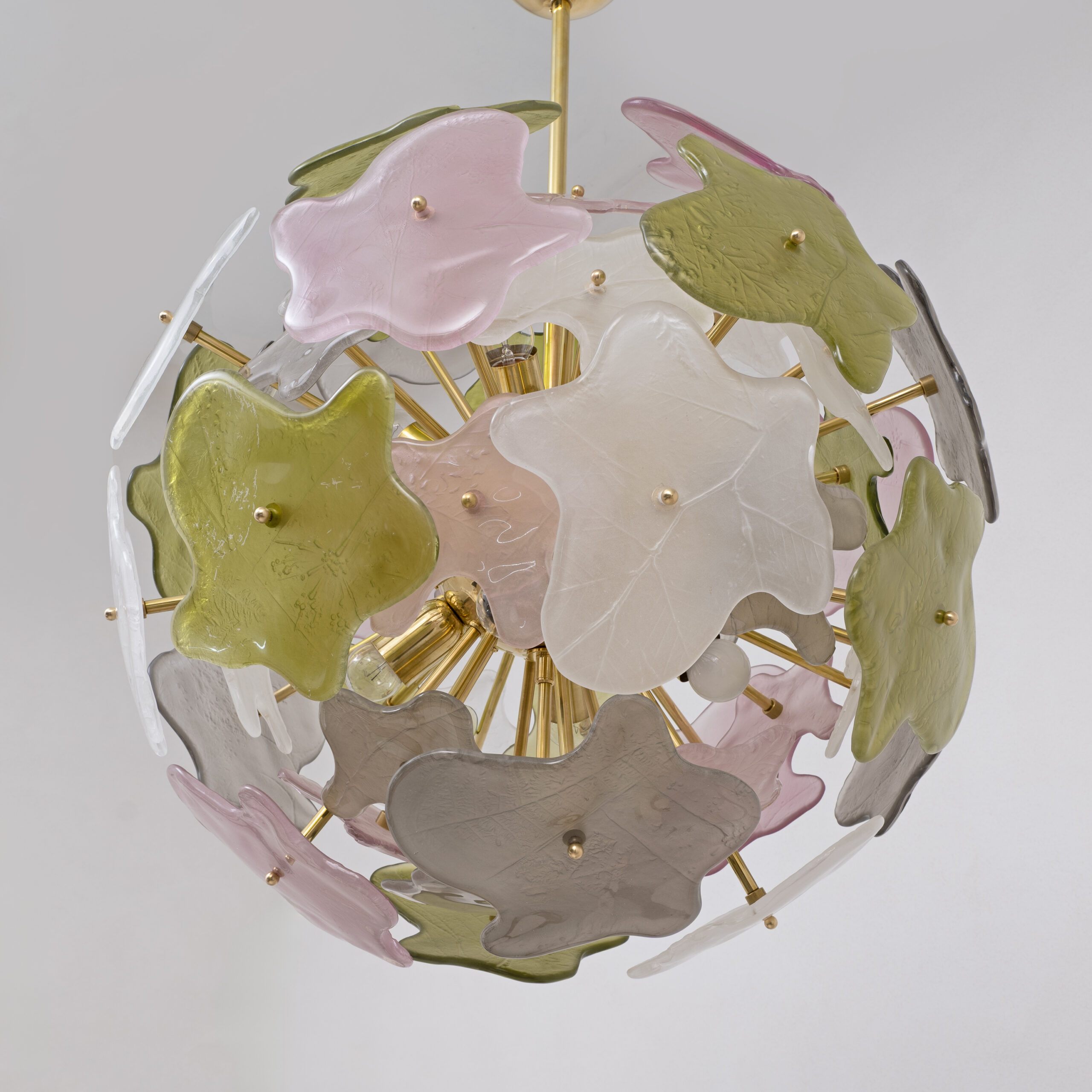 Italian Murano Glass Sputnik Chandelier in Pastel Colors and Brass - Image 4